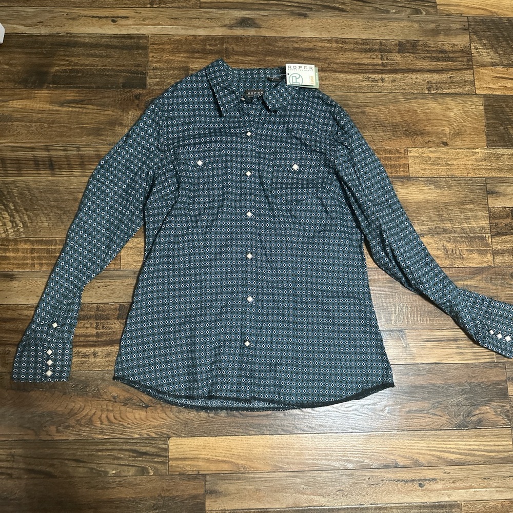 Women’s Button Up